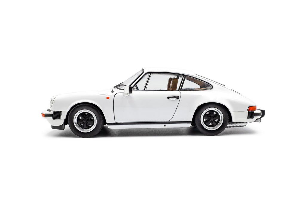Solido 1974 Porsche 911 Carrera 3.0 SC White 1:18 Scale Diecast Model